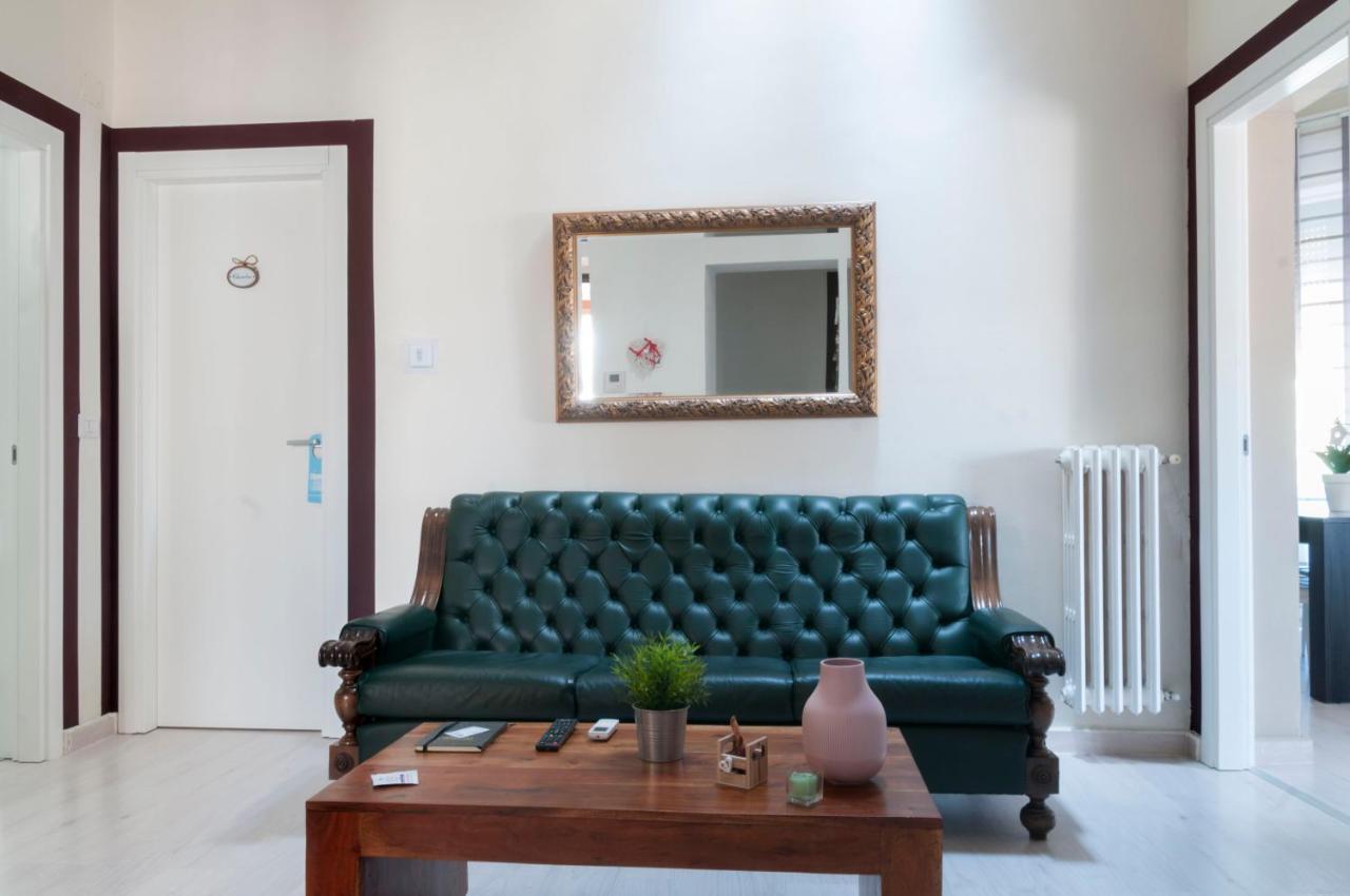 Le Finestre Sulla Piazza Bed & Breakfast Boiano Exterior photo