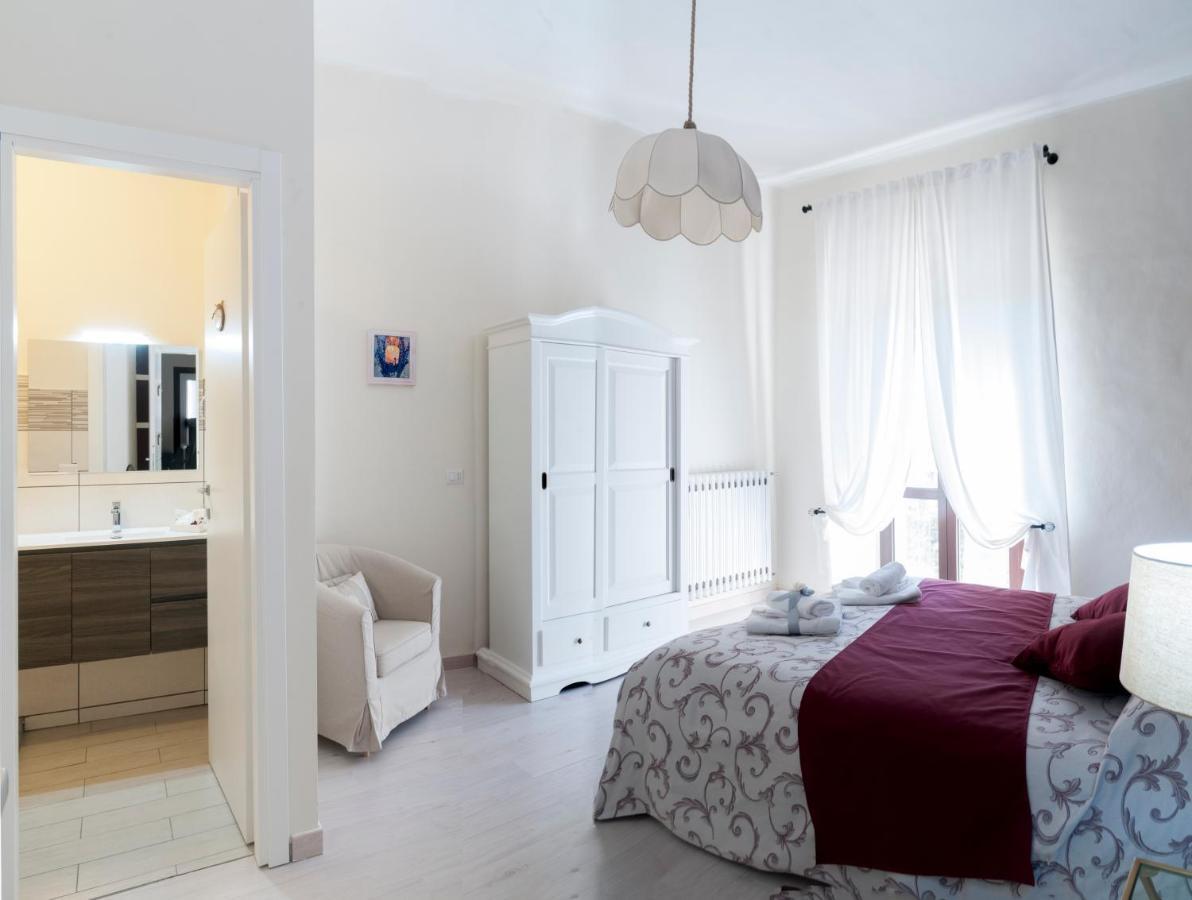 Le Finestre Sulla Piazza Bed & Breakfast Boiano Exterior photo